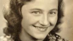 Julie Hrušková odešla po únoru 1948 do Rakouska. Nechala se ale přemluvit a vrátila se do Československa, aby proti režimu něco udělala. Zaplatila za to mnoha lety ve vězení