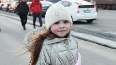Z Ukrajiny prchají kvůli vpádu ruských vojsk rodiče s dětmi