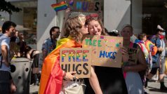Průvod se snažil zdůraznit hlas LGBTQ+ komunity a práva manželství pro všechny, které rozděluje společnost