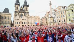 Fanoušci se sešli třeba na Staroměstském náměstí v Praze, aby fandili hokejistům v souboji o zlato