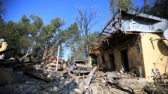 Dům zničený během bojů o Náhorní Karabach