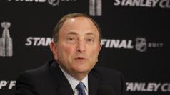 Komisionář NHL Gary Bettman.