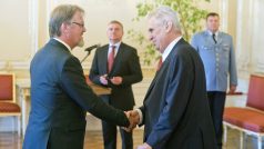 Prezident Miloš Zeman jmenoval Stanislava Štecha novým ministrem školství.