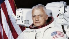 Americký astronaut Bruce McCandless