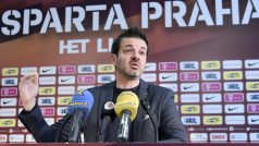 Trenér Sparty Andrea Stramaccioni na tiskové konferenci před zahájením jarní části ligy.