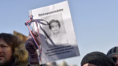 Záběr z demonstrace při výročí února 1948