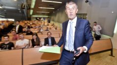 Premiér v demisi Andrej Babiš z hnutí ANO.