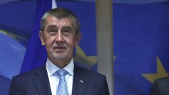 Premiér České republiky Andrej Babiš (vlevo), předseda Evropské komise Jean-Claud Juncker a česká eurokomisařka Věra Jourová