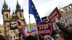 Protest Milionu chvilek na Staroměstském náměstí