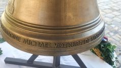 Nový zvon odlil zvonař Michal Votruba