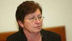 Marie Čauševićová u soudu v roce 2006