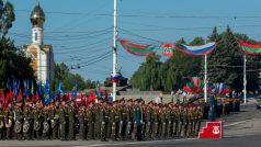 Podněsterští vojáci během 25. výročí neuznané republiky