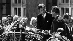 John Fitzgerald Kennedy v červnu 1963 v Berlíně
