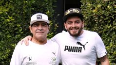 Diego Maradona se synem v roce 2016