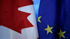 Vlajky Kanady a Evropské unie (ilustrační foto)