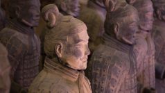 Britští vědci vyvrátili teorii, že známá čínská terakotová armáda ze třetího století před naším letopočtem je prvním dokladem použití antikorozní ochrany