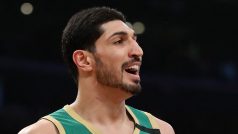 Basketbalista Bostonu Enes Kanter