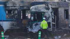 Při střetu vlaku s kamionem na Olomoucku 17. října začal hořet první vagon