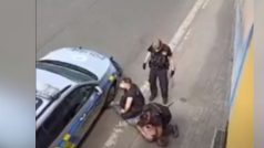 Video ze zásahu policistů v Teplicích se objevilo i na sociálních sítích