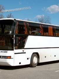 Zájezdový autobus