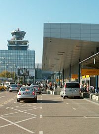 letiště Praha a řídící věž