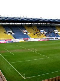 Fotbalový stadion Na Stínadlech