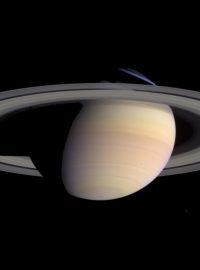 Nejhezčí planeta sluneční soustavy Saturn v celé své kráse