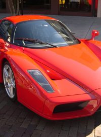 Ferrari - rudé vozy z Maranella jsou &quot;rodinným stříbrem&quot; Itálie