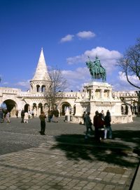 Budapešť - Rybářská bašta (levý břeh Dunaje, Budín)