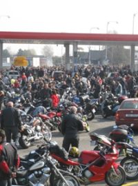 Zahájení motorkářské sezóny v Poděbradech