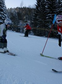 Děti získajvají lyžařské zkušenosti