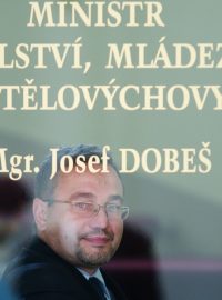 Ministr školství Josef Dobeš (Věci veřejné)