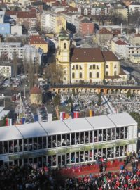 Výhled na Innsbruck ze skokanského můstku