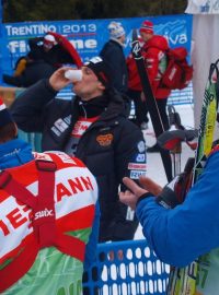 Běh na lyžích, Tour de Ski Martin Jakš v cíli Tour de Ski, trenér Miroslav Petrásek, servisman Vít Fousek