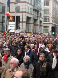 Demonstrace proti politikům a za jednotu Belgie v Bruselu