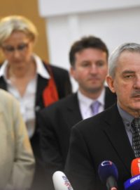 Ministr zdravotnictví Leoš Heger po jednání se zástupci lékařských odborů a lékařské komory