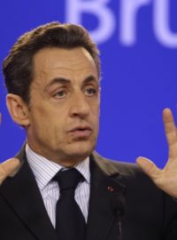 Vytvoření bezletové zóny prosazoval hlavně francouzský prezident Nicolas Sarkozy
