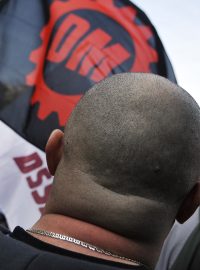 Demonstrace neonacistů v Novém Bydžově