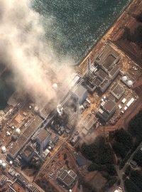Satelitní snímek výbuchu japonské jaderné elektrárny Fukušima, 14. března 2011