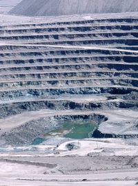 Měděný důl Chuquicamata v Chile, ilustrační obrázek