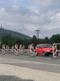 Stavba silnice Cheb-Karlovy Vary