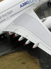 Poškozený Airbus A380 na letišti Le Bourget