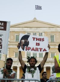 Protesty před řeckým parlamentem