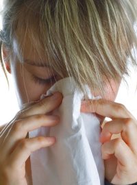 Alergické kýchání, ilustrační foto