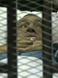 Svržený egyptský prezident Husní Mubarak byl podruhé u soudu