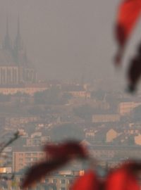 Smogem zahalené Brno