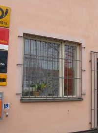 Obec Počepice - vstup do pošty