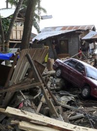 Škody způsobené tropickou bouří Washi na filipínském ostrově Mindanao