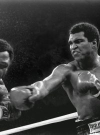 Legendární souboj Muhammada Aliho a Joea Fraziera