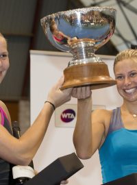 Lucie Hradecká a Andrea Hlaváčková vyhrály debl v Aucklandu